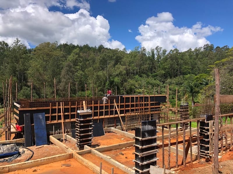 Casa alto padrão executada no condomínio residencial Santa Bárbara - Jambeiro/SP
