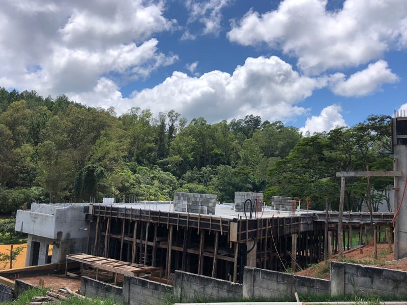 Casa alto padrão executada no condomínio residencial Santa Bárbara - Jambeiro/SP