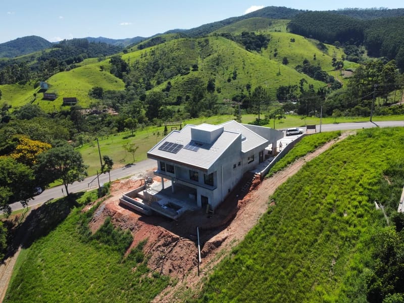 Casa Alto padrão executada no condomínio residencial Santa Bárbara - Jambeiro/SP