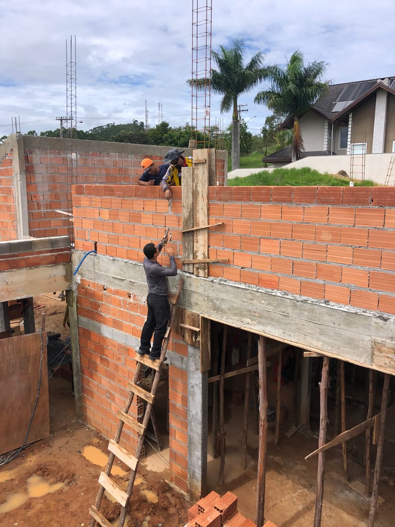 Casa Alto padrão executada no condomínio residencial Santa Bárbara - Jambeiro/SP