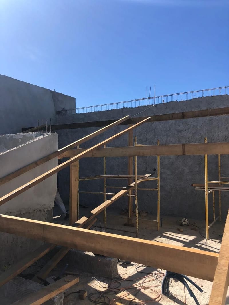 Casa Alto padrão executada no condomínio residencial Santa Bárbara - Jambeiro/SP