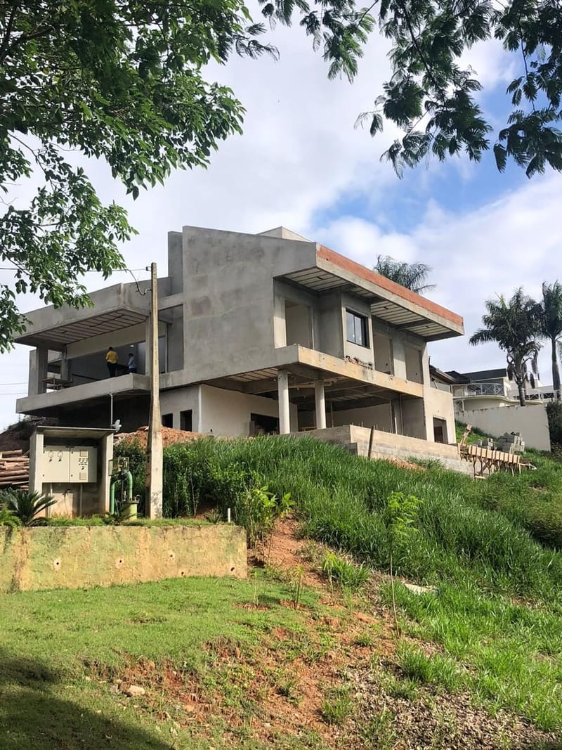 Casa Alto padrão executada no condomínio residencial Santa Bárbara - Jambeiro/SP