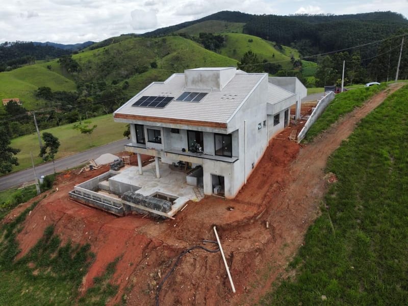 Casa Alto padrão executada no condomínio residencial Santa Bárbara - Jambeiro/SP