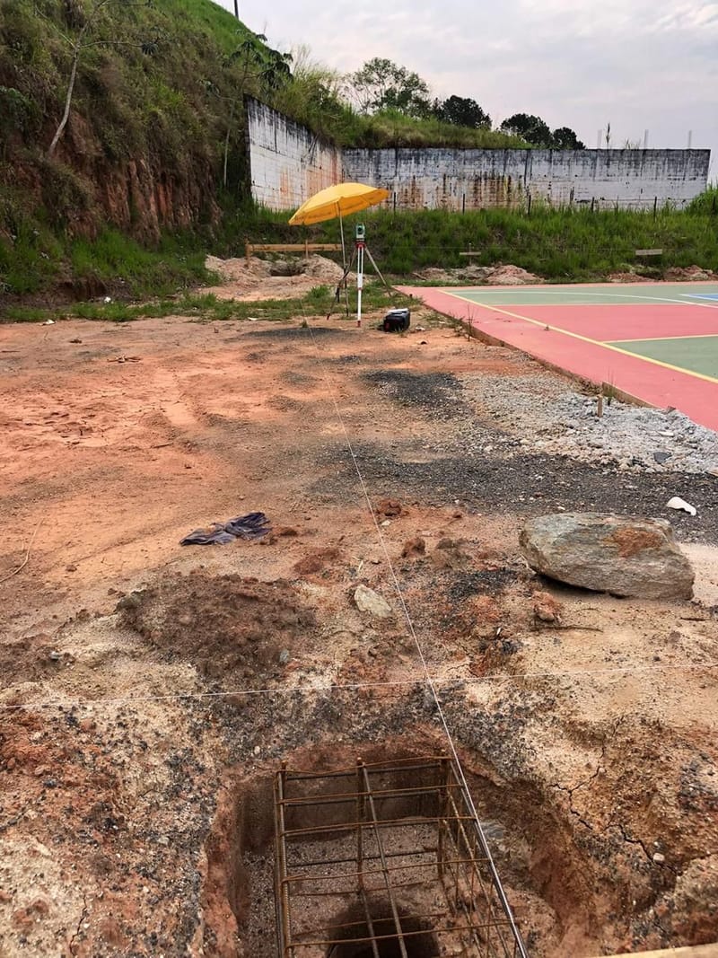 Obra de uma quadra Poliesportiva no munícipio de Jambeiro/SP