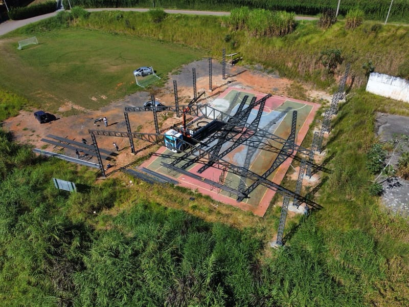 Obra de uma quadra Poliesportiva no munícipio de Jambeiro/SP