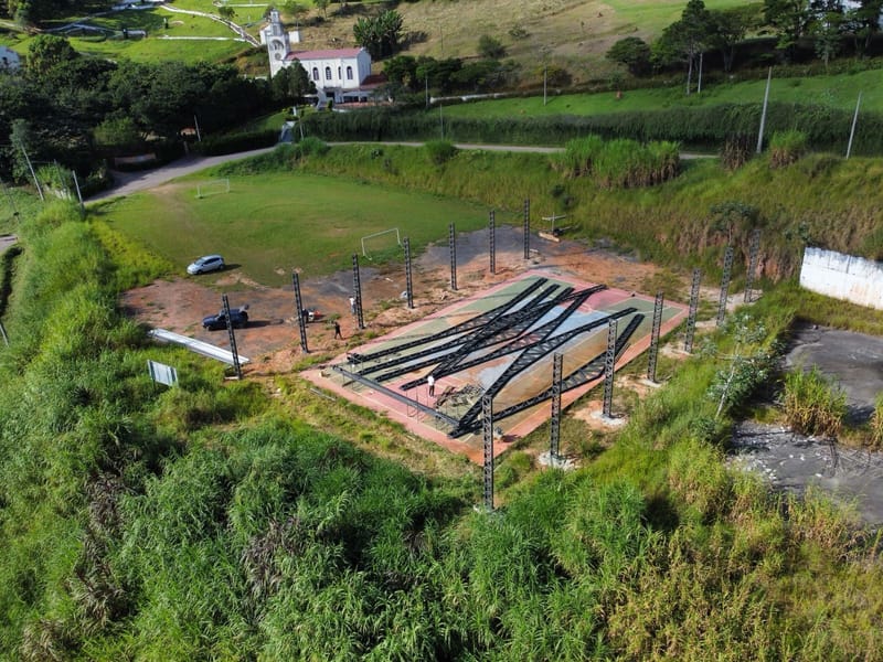 Obra de uma quadra Poliesportiva no munícipio de Jambeiro/SP