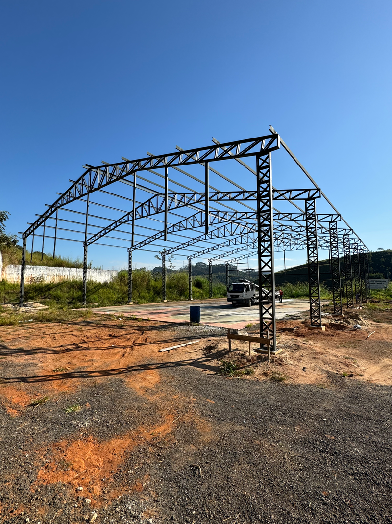 Obra de uma quadra Poliesportiva no munícipio de Jambeiro/SP