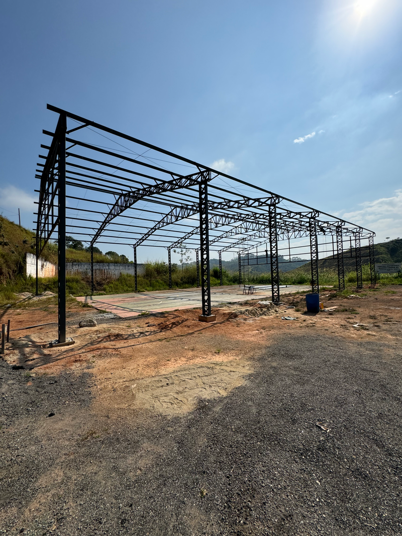 Obra de uma quadra Poliesportiva no munícipio de Jambeiro/SP