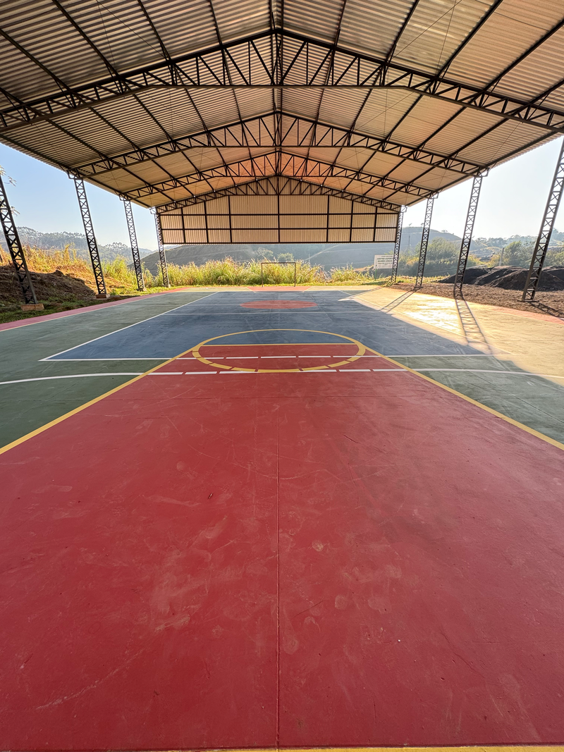 Obra de uma quadra Poliesportiva no munícipio de Jambeiro/SP