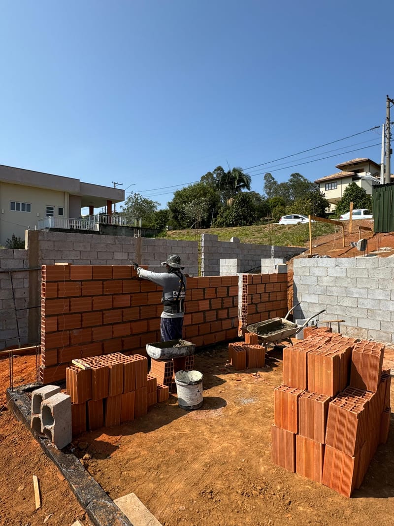 Obra executada no condomínio residencial Recanto Santa Bárbara - Jambeiro/SP