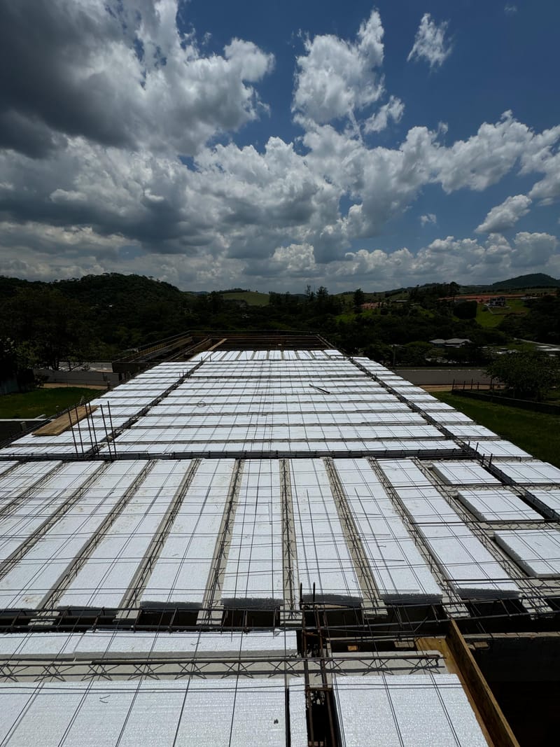Obra executada no condomínio residencial Recanto Santa Bárbara - Jambeiro/SP