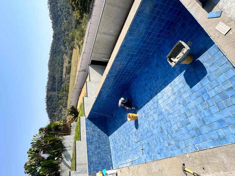 Obra executada no condomínio residencial Recanto Santa Bárbara - Jambeiro/SP