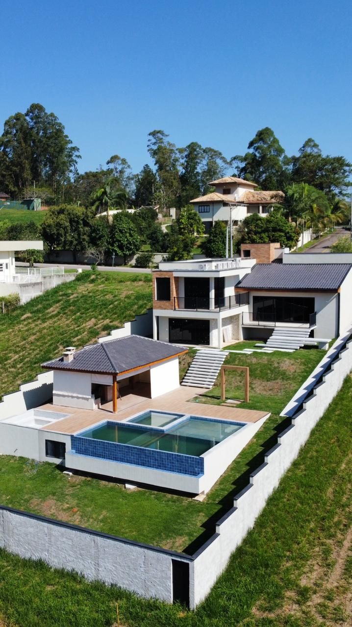 Obra executada no condomínio residencial Recanto Santa Bárbara - Jambeiro/SP