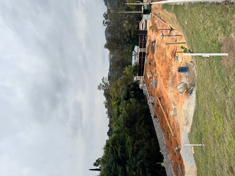 Obra executada no condomínio residencial Recanto Santa Bárbara - Jambeiro/SP