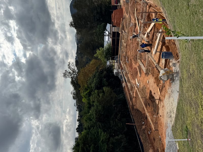 Obra executada no condomínio residencial Recanto Santa Bárbara - Jambeiro/SP