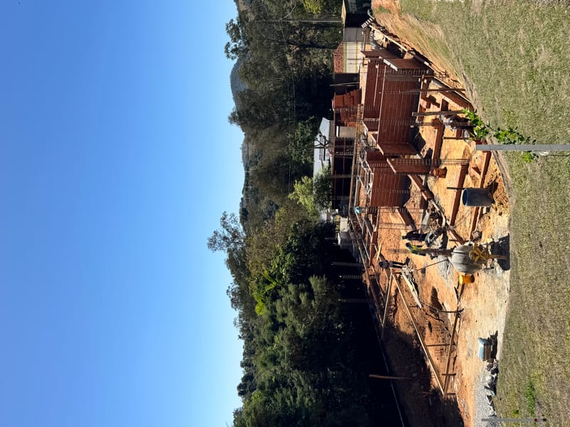 Obra executada no condomínio residencial Recanto Santa Bárbara - Jambeiro/SP