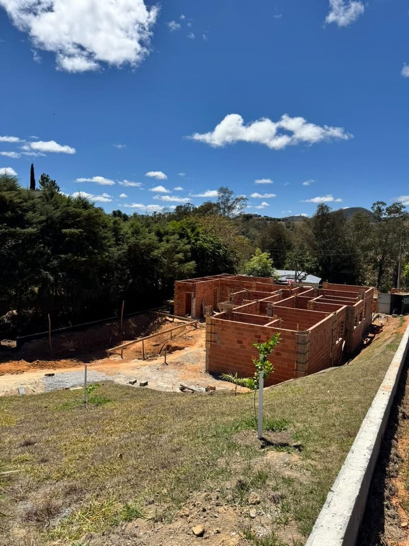 Obra executada no condomínio residencial Recanto Santa Bárbara - Jambeiro/SP