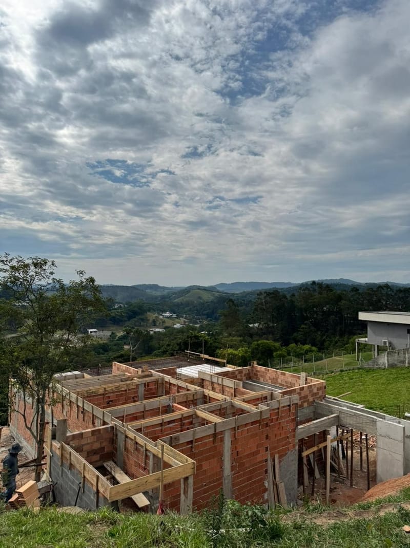 Obra executada no condomínio residencial Recanto Santa Bárbara - Jambeiro/SP