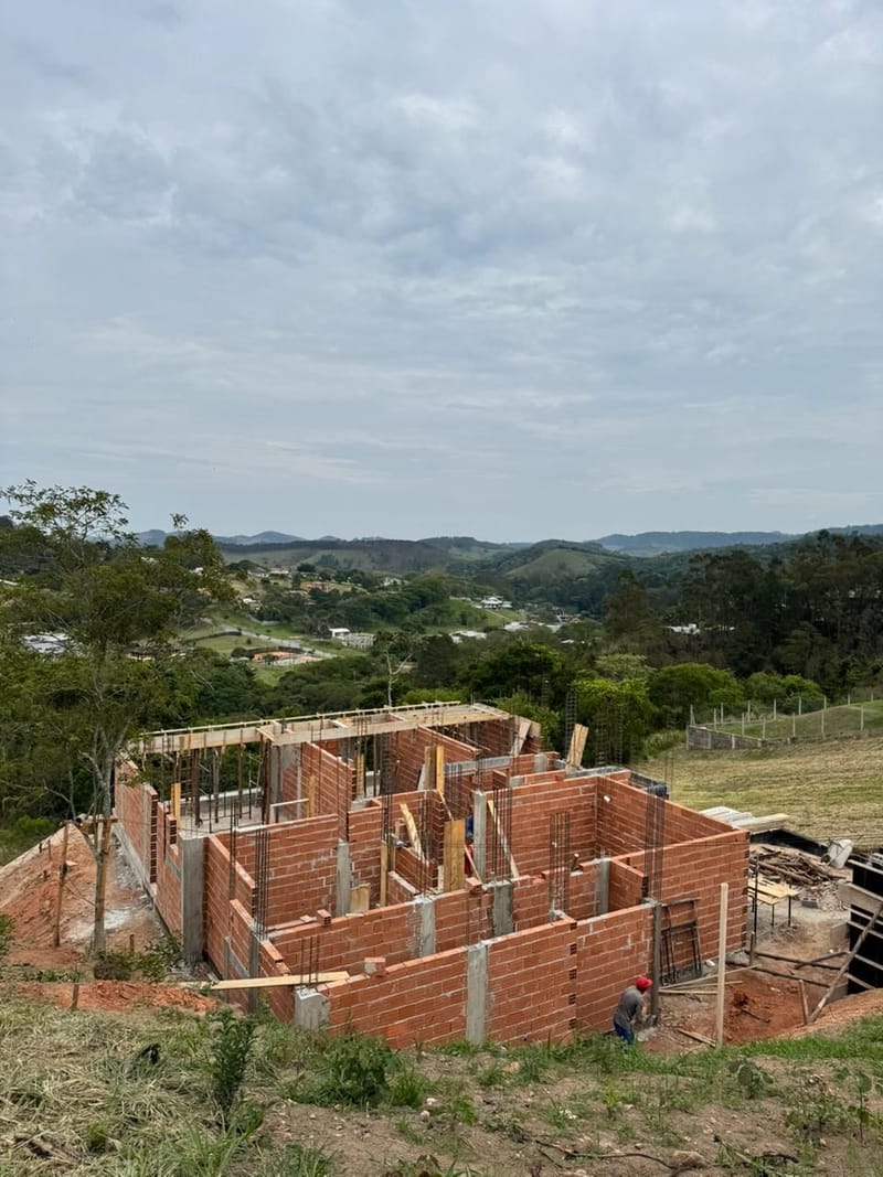 Obra executada no condomínio residencial Recanto Santa Bárbara - Jambeiro/SP