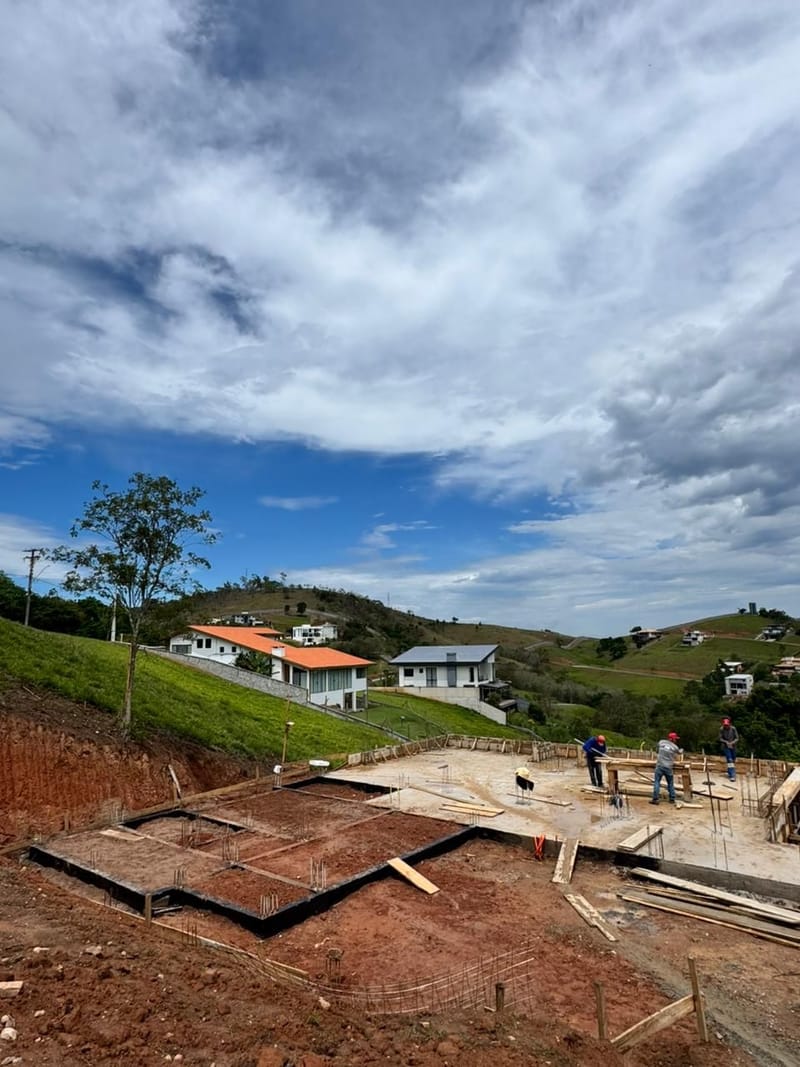 Obra executada no condomínio residencial Recanto Santa Bárbara - Jambeiro/SP