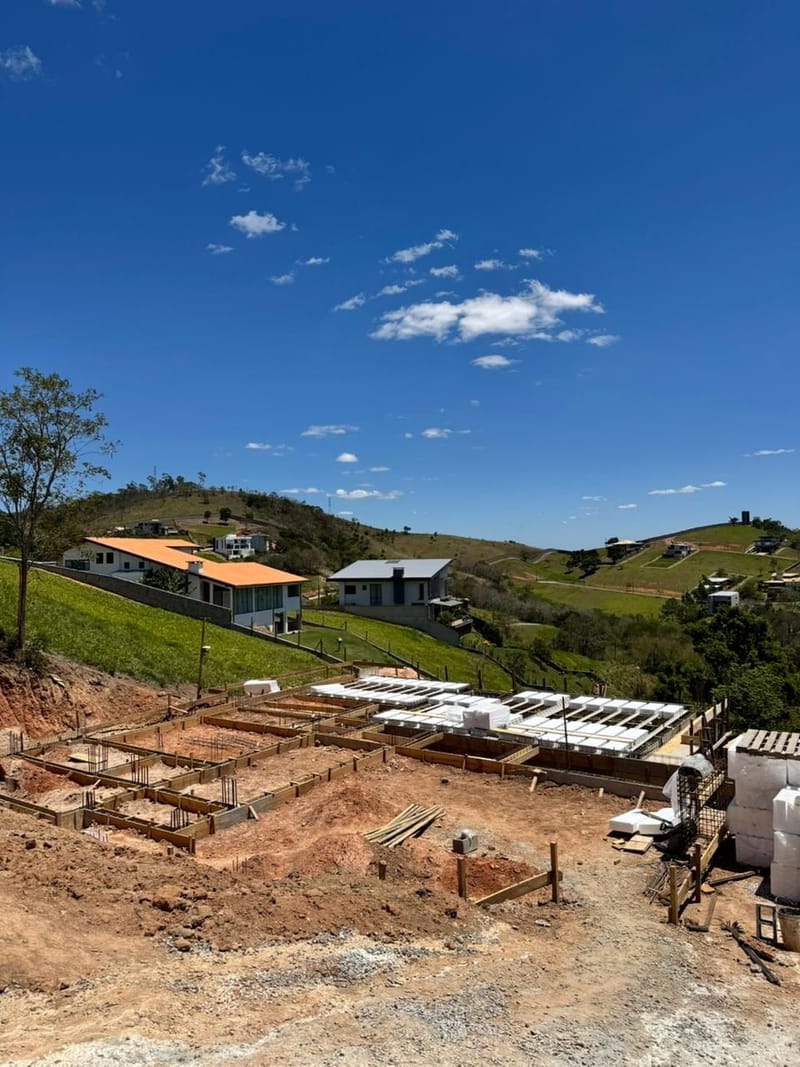 Obra executada no condomínio residencial Recanto Santa Bárbara - Jambeiro/SP