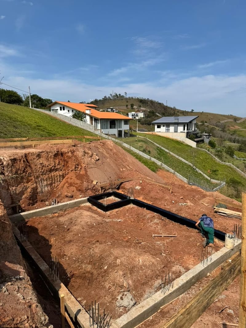 Obra executada no condomínio residencial Recanto Santa Bárbara - Jambeiro/SP