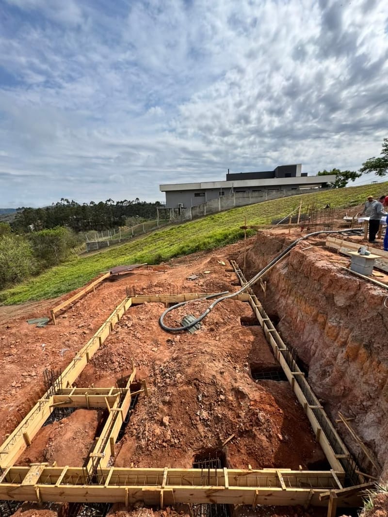 Obra executada no condomínio residencial Recanto Santa Bárbara - Jambeiro/SP