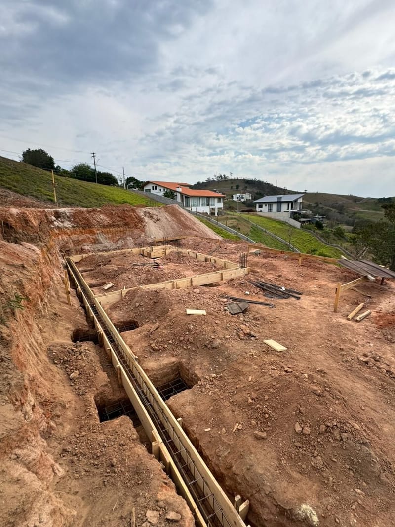 Obra executada no condomínio residencial Recanto Santa Bárbara - Jambeiro/SP