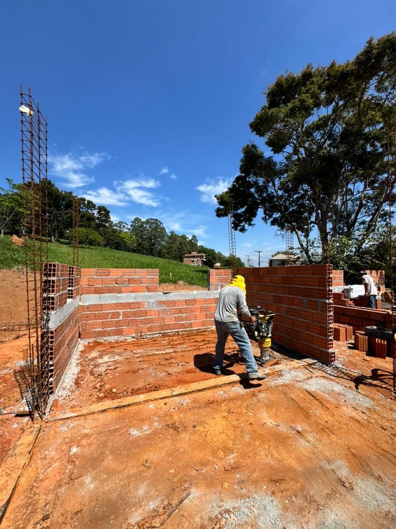 Obra executada no condomínio residencial Recanto Santa Bárbara - Jambeiro/SP