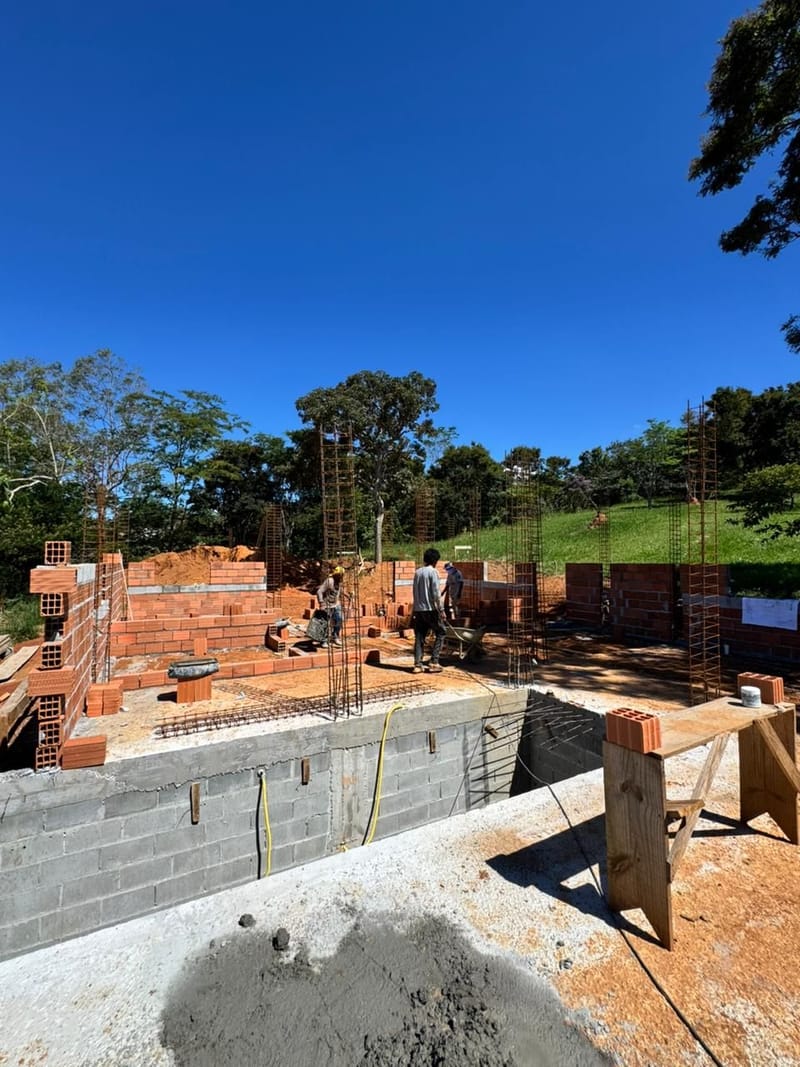 Obra executada no condomínio residencial Recanto Santa Bárbara - Jambeiro/SP