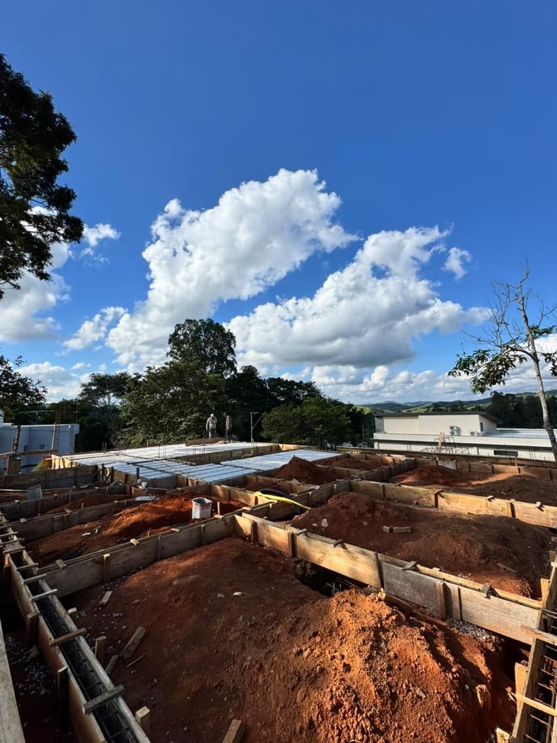 Obra executada no condomínio residencial Recanto Santa Bárbara - Jambeiro/SP