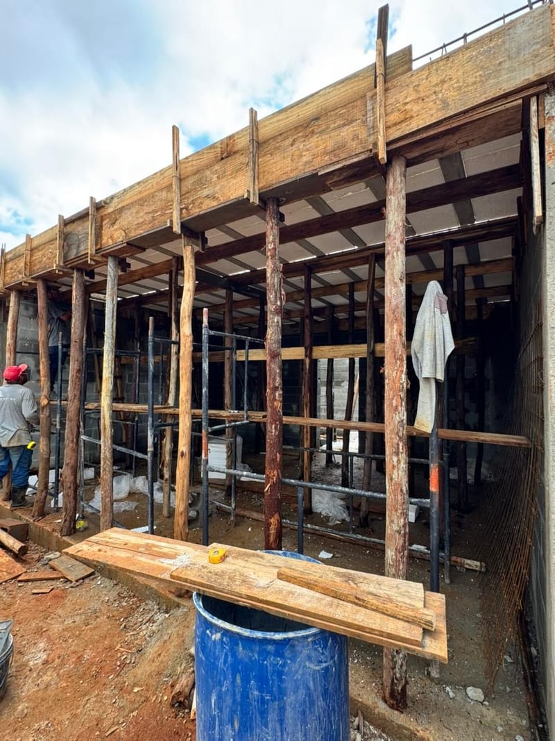 Obra executada no condomínio residencial Recanto Santa Bárbara - Jambeiro/SP