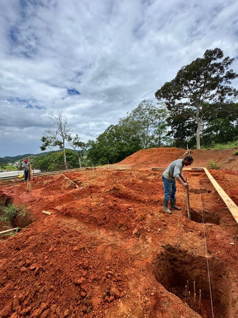 Obra executada no condomínio residencial Recanto Santa Bárbara - Jambeiro/SP