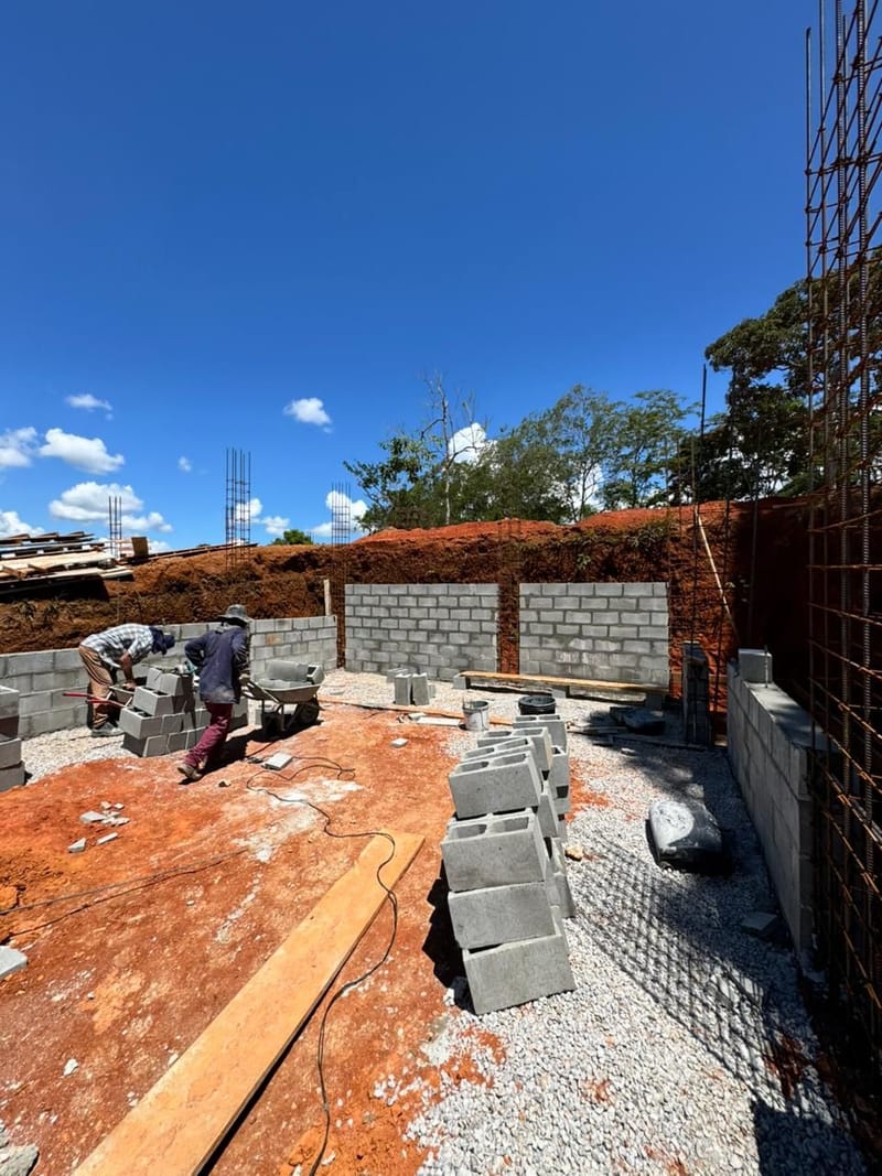 Obra executada no condomínio residencial Recanto Santa Bárbara - Jambeiro/SP