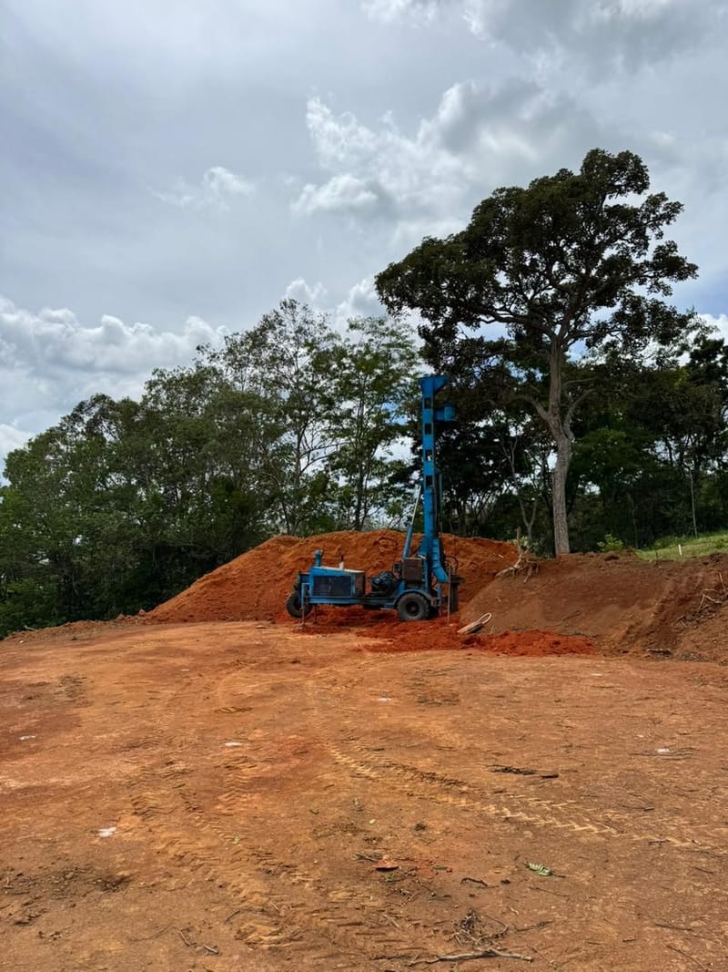 Obra executada no condomínio residencial Recanto Santa Bárbara - Jambeiro/SP