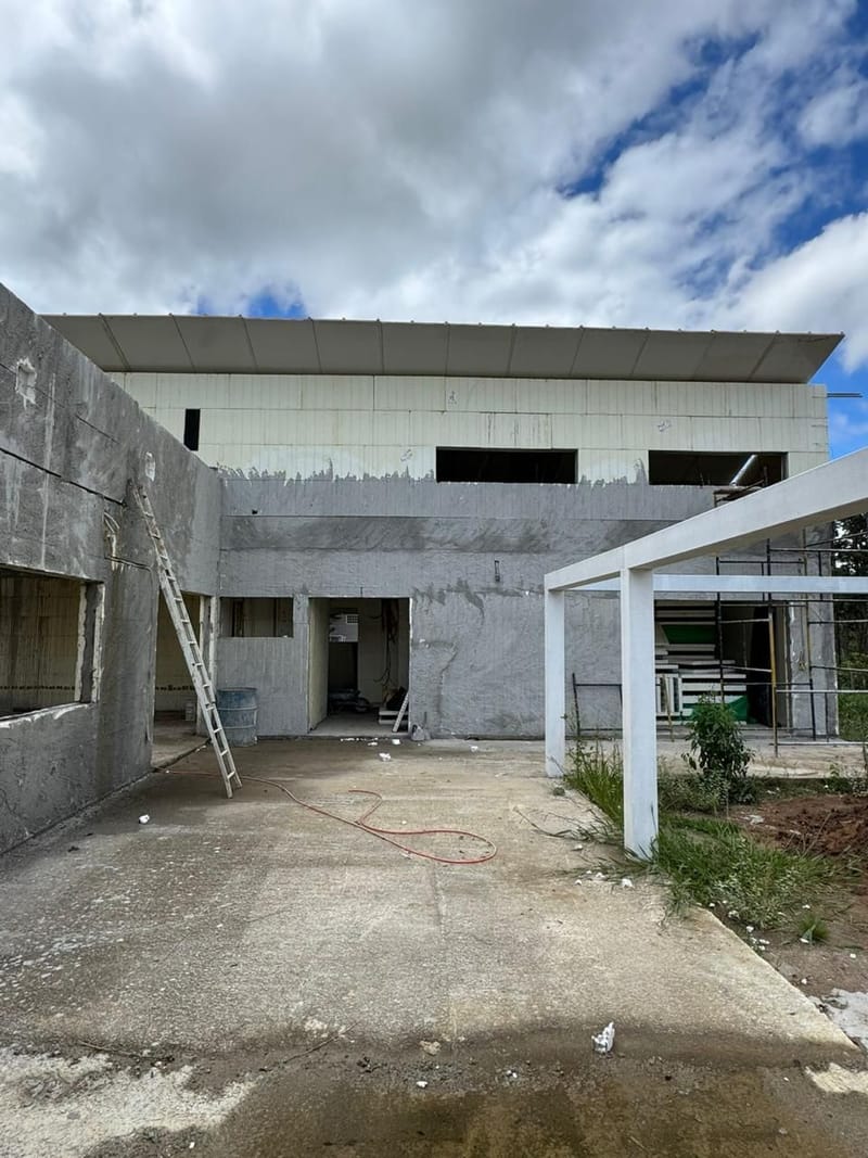 Obra em andamento no condomínio aeronáutico Ipuã