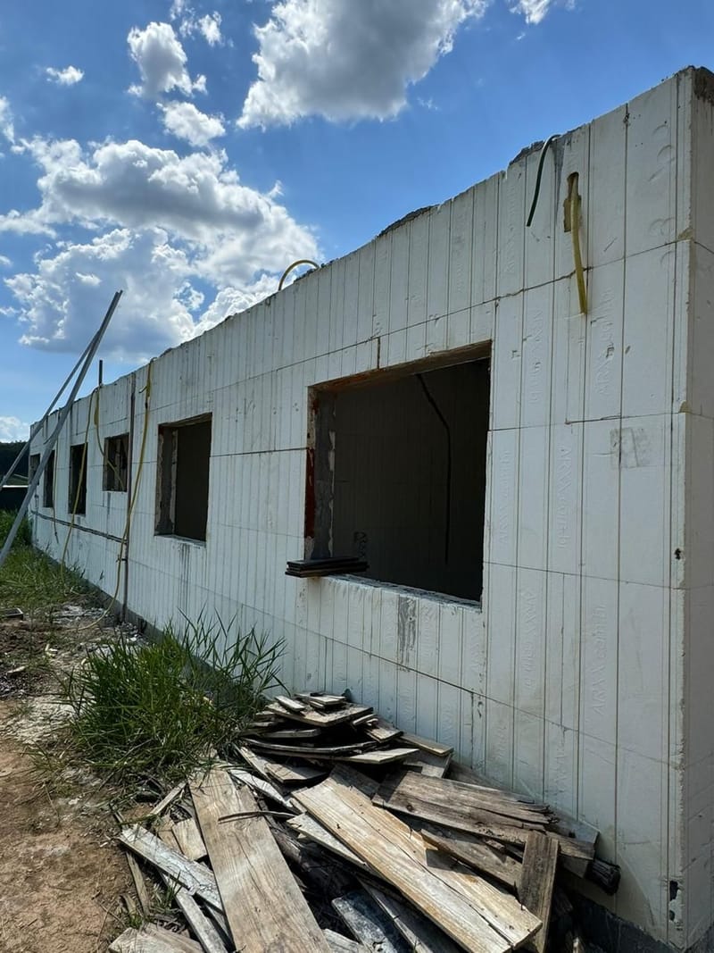 Obra em andamento no condomínio aeronáutico Ipuã