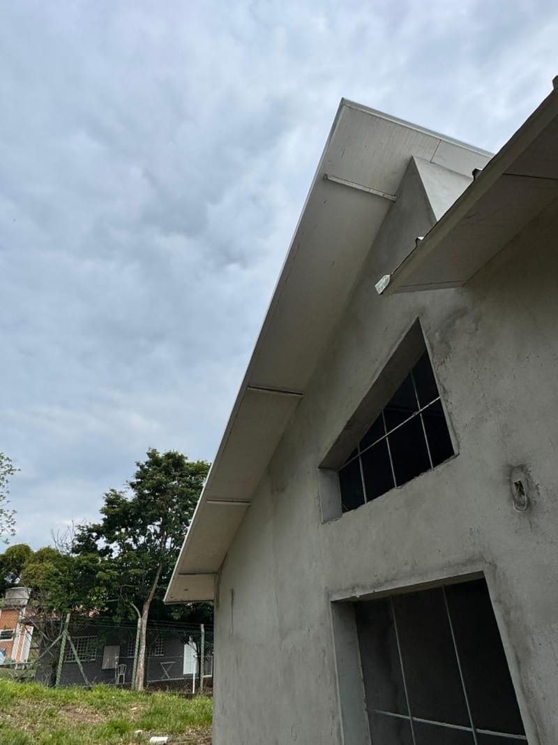Obra em andamento no condomínio aeronáutico Ipuã