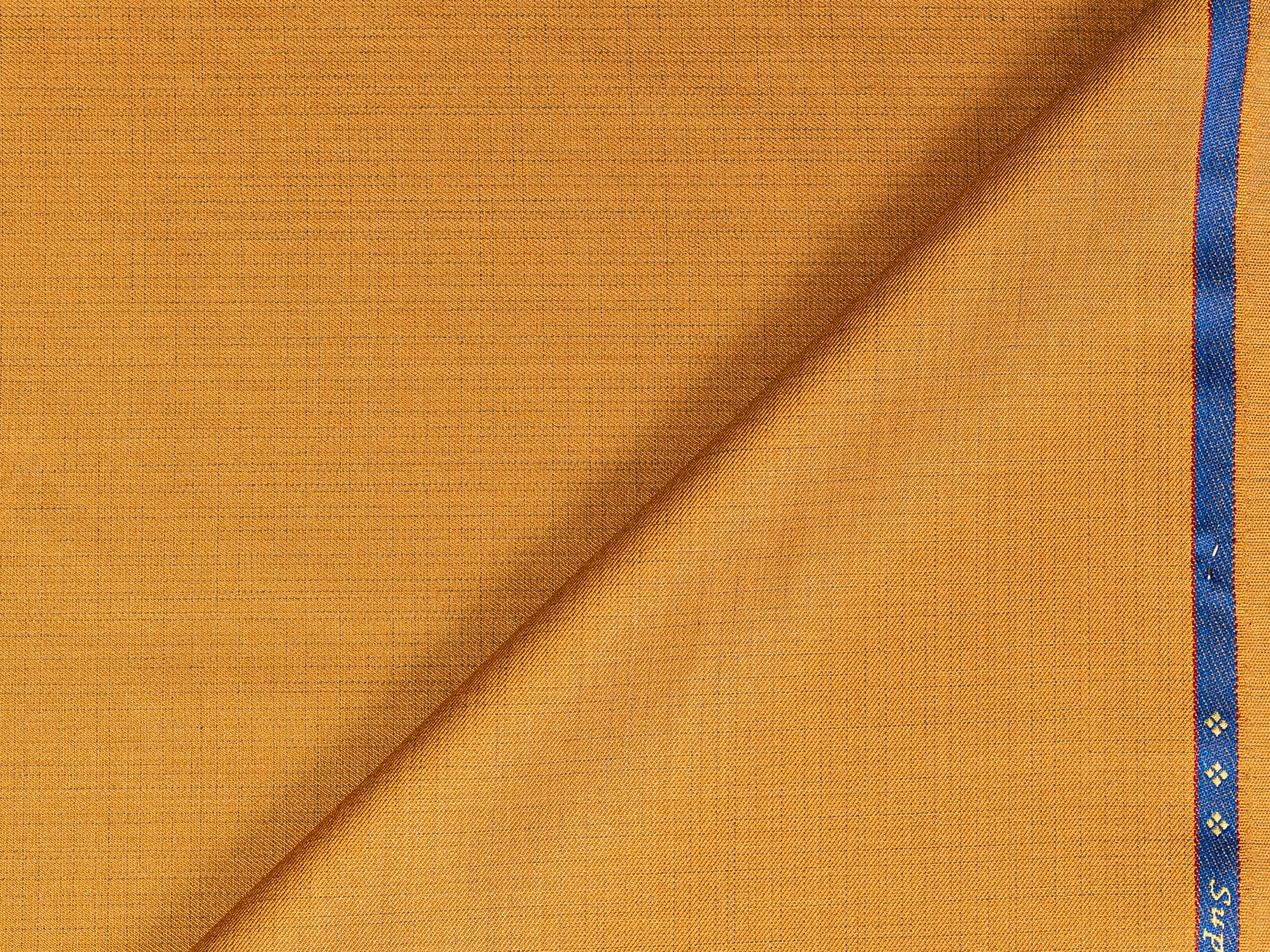 Cassaro CR60 - Giorgio Textile's Collection.