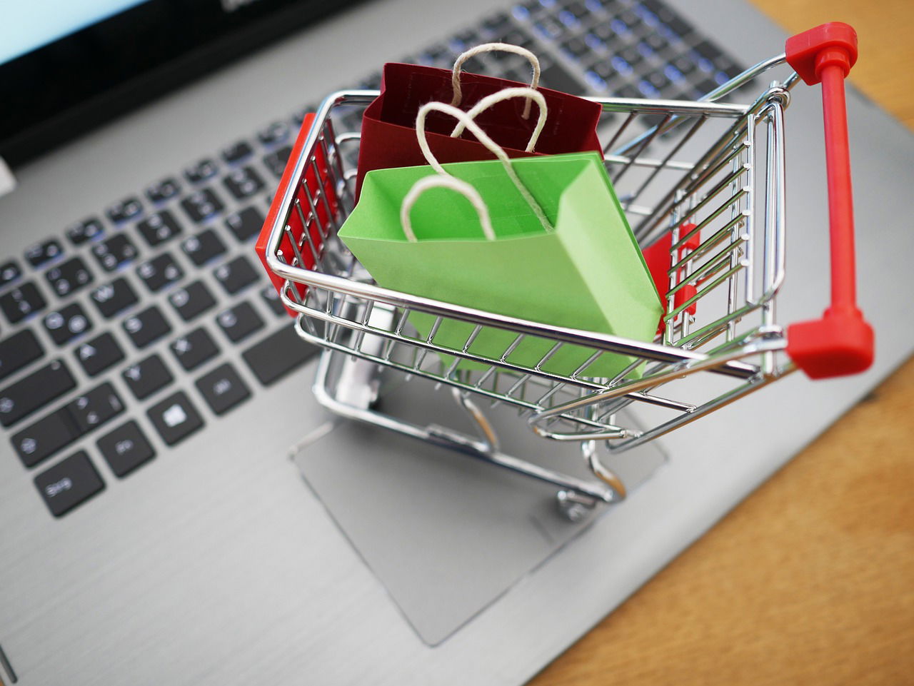 Shopify Dropshipping in Kenya: Best Apps, Platforms, Setup Process & Costs