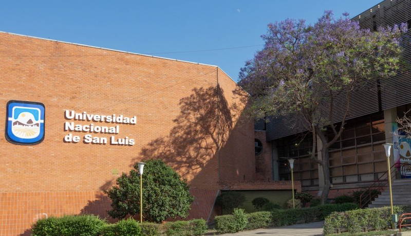 AUDITORIO MAURICIO LÓPEZ