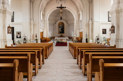 The Role of the Best Wedding Officiant Ordination - Christian Harves...