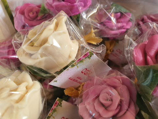 סבון עם משמעות - מתנה לאורחים באירוע שלך - חוגגים אירוע ?
חתונה , מצווה, ברית או....חברתי ,
וועדים ...לכל חגיגה בכל כמות ,
נכין לכם מזכרת ייחודית מהאירוע שלכם.
בעבודת יד
הזמנה מראש
0545221334