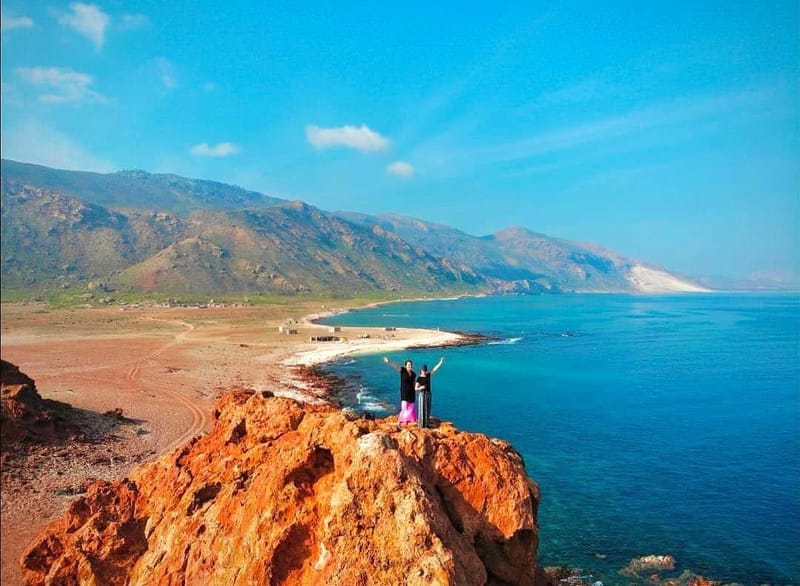 Day 6: Sea Treasures and Hanging Pools