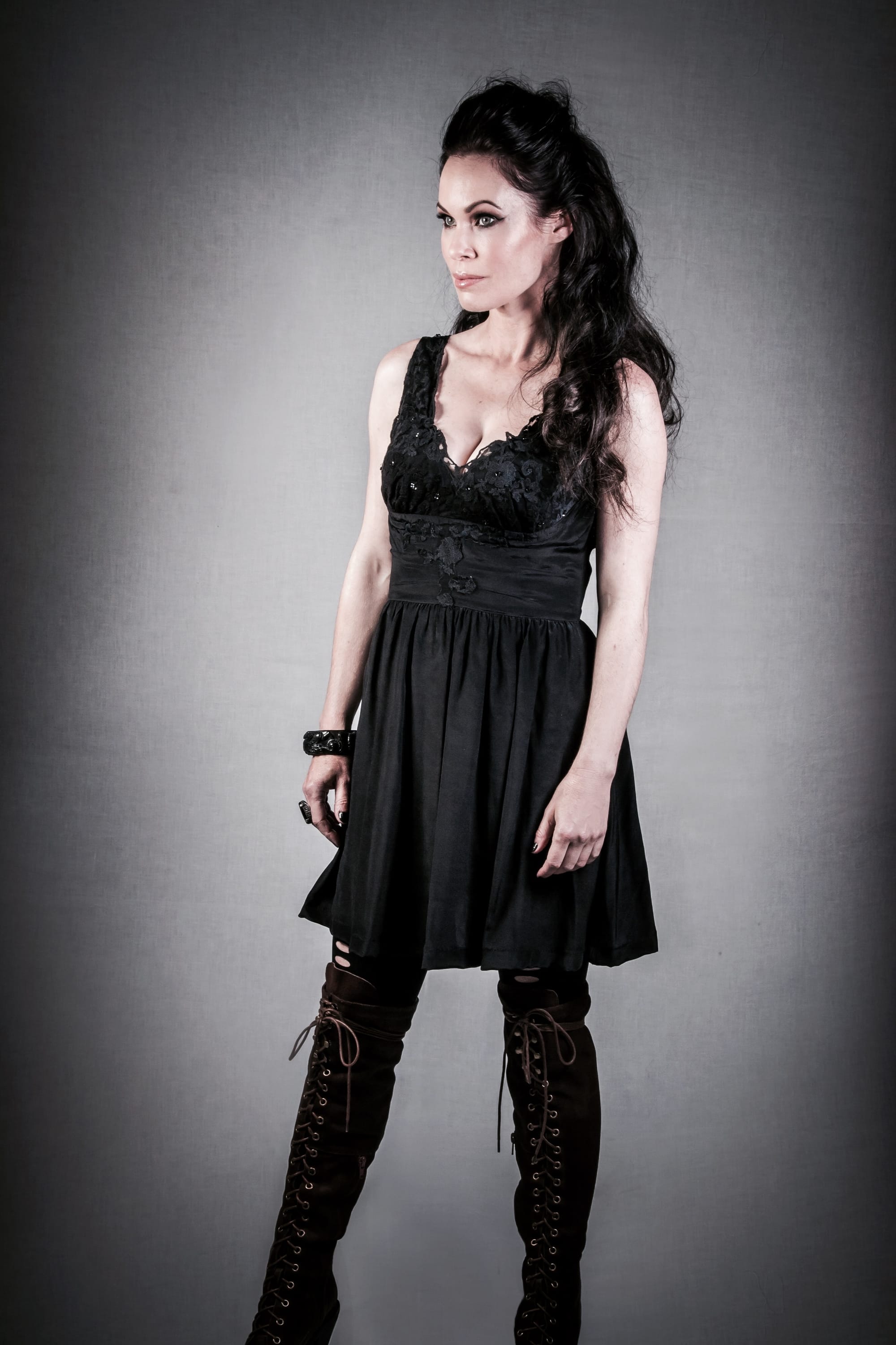 Promo Shot - Ana Marina