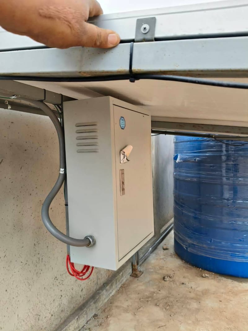 งานย้ายแผงโซล่าเซลล์และเพิ่มเติมติดตั้งระบบ Solar Pump สนามฟุตบอลACC 