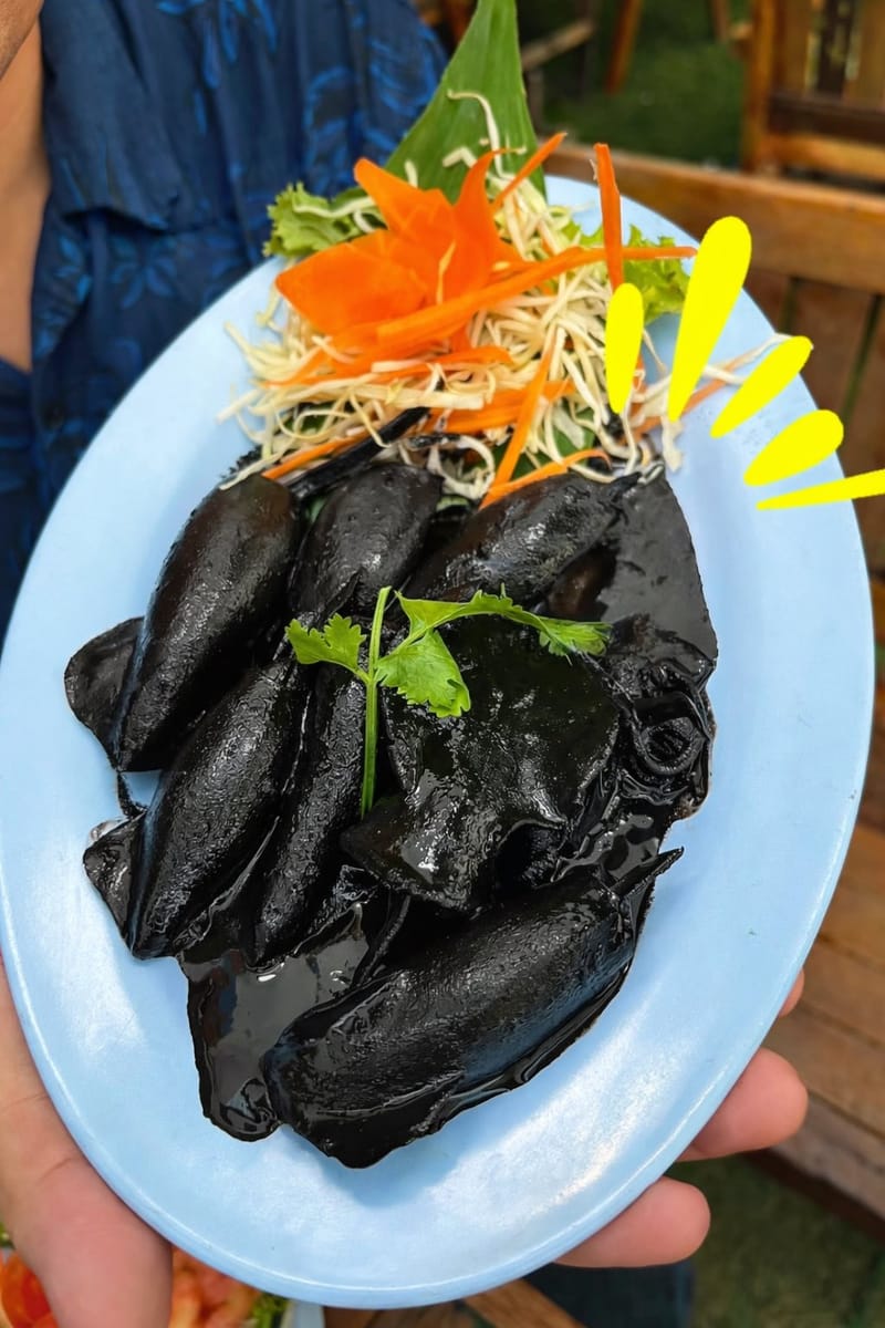 หมึกผัดน้ำดำ