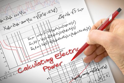 מה כוללים חישובי כמויות באלקטרוטכניקה?