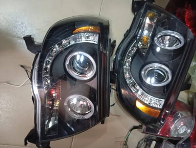 Headlight Toyota Tacoma 2008
