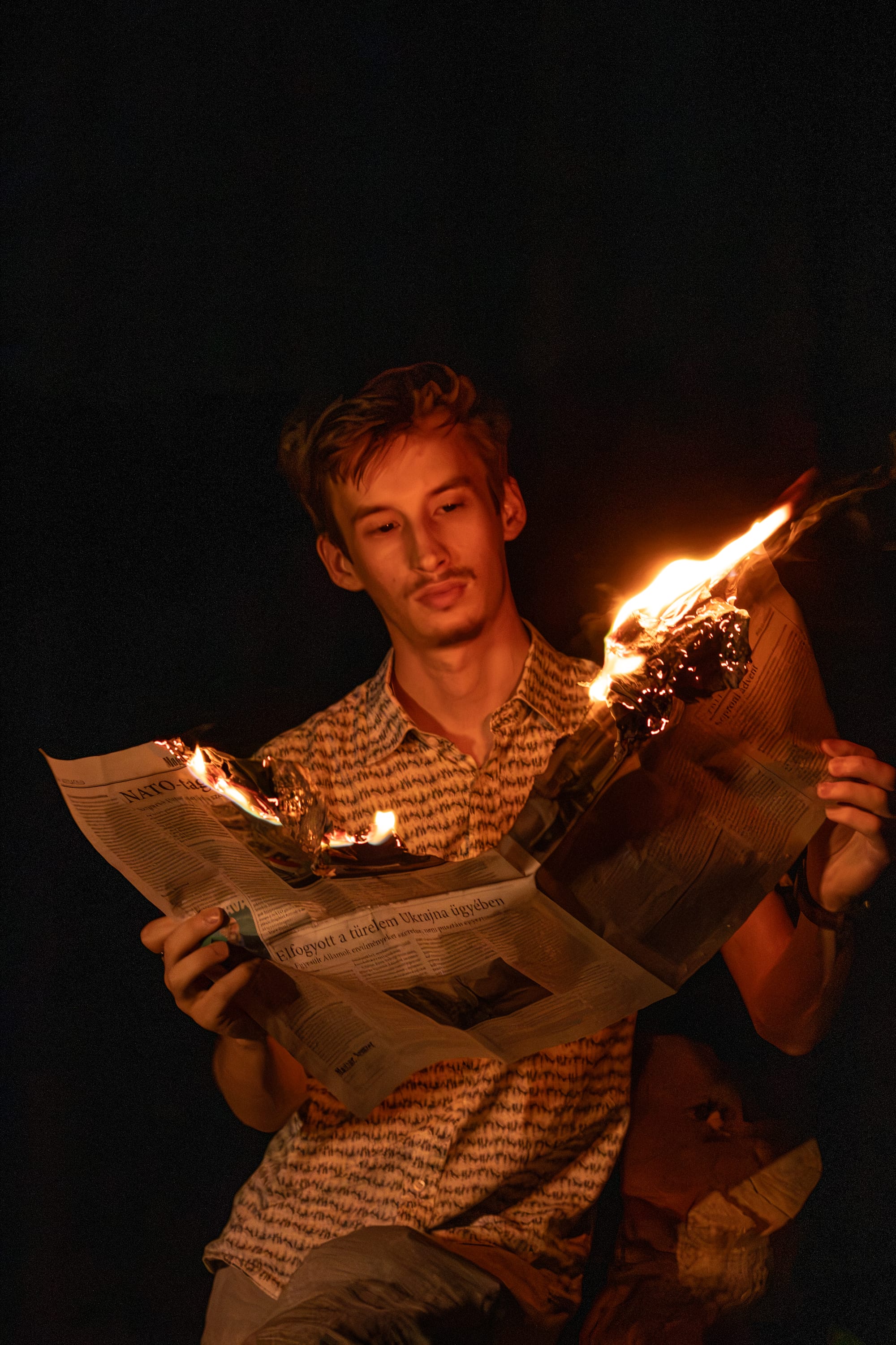 András